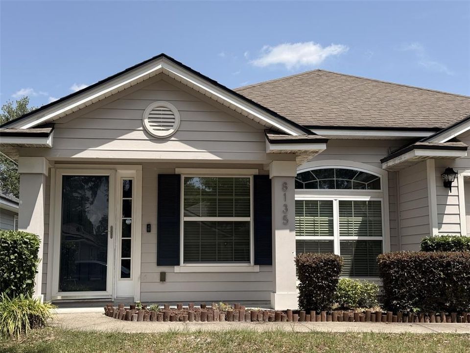 Active With Contract: $359,800 (3 beds, 2 baths, 1712 Square Feet)