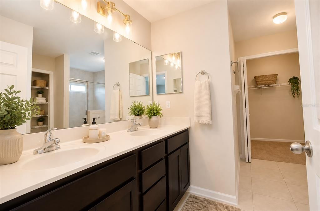 Active With Contract: $359,800 (3 beds, 2 baths, 1712 Square Feet)