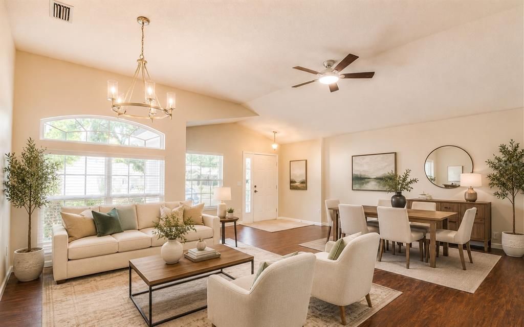 Active With Contract: $359,800 (3 beds, 2 baths, 1712 Square Feet)