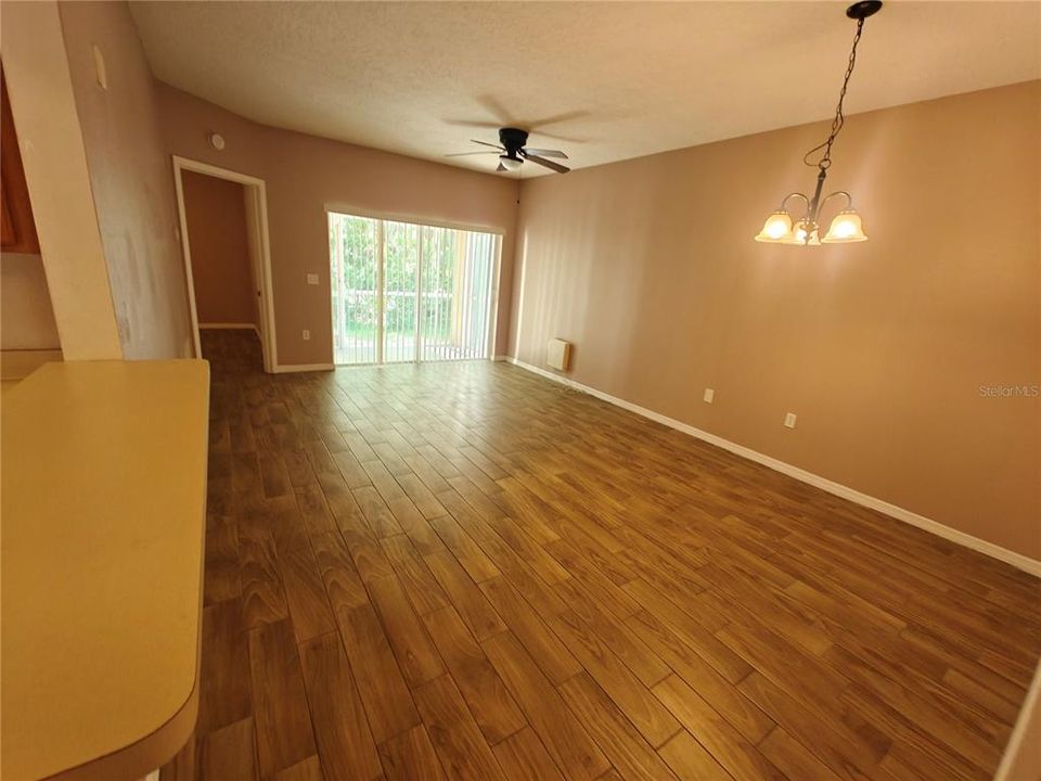 В аренду: $1,679 (3 спален, 2 ванн, 1151 Квадратных фут)