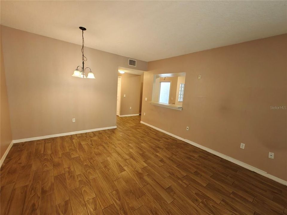 В аренду: $1,679 (3 спален, 2 ванн, 1151 Квадратных фут)