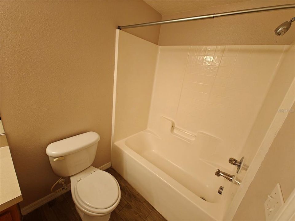 В аренду: $1,679 (3 спален, 2 ванн, 1151 Квадратных фут)