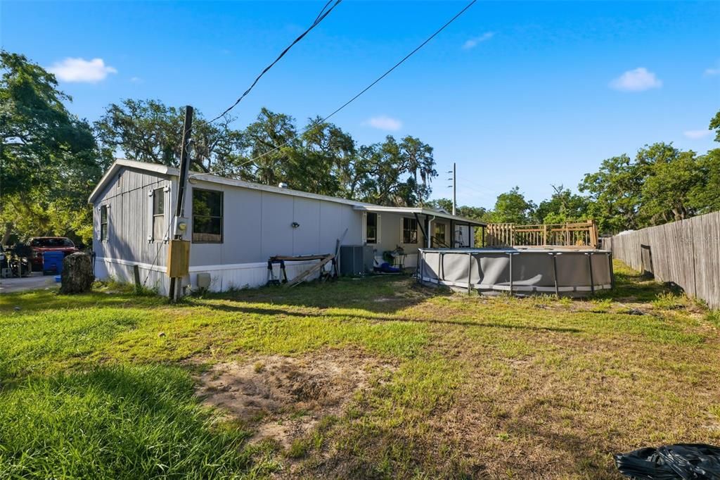 Activo con contrato: $249,900 (4 camas, 2 baños, 2052 Pies cuadrados)