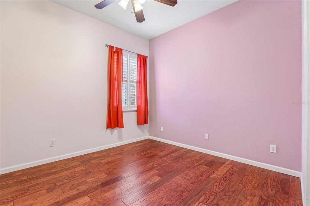 Activo con contrato: $650,000 (4 camas, 3 baños, 2732 Pies cuadrados)