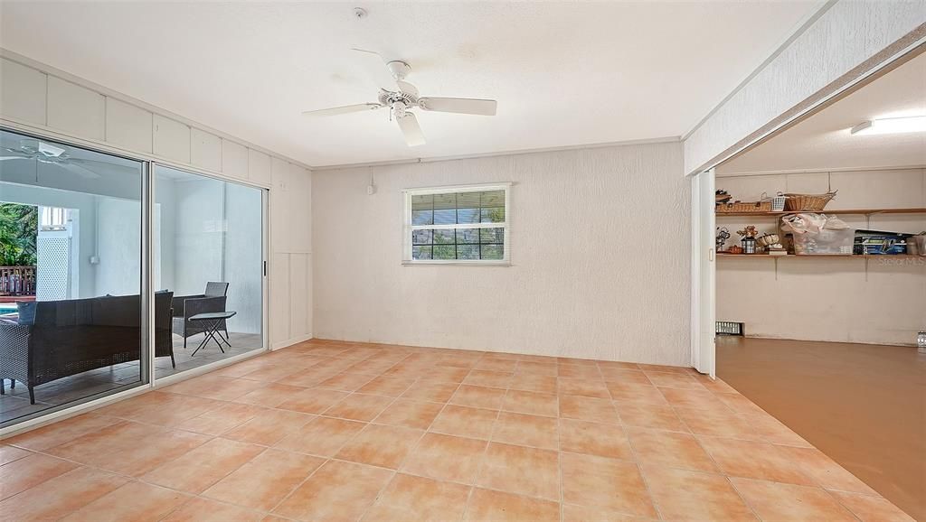 For Sale: $1,899,000 (4 beds, 2 baths, 3009 Square Feet)