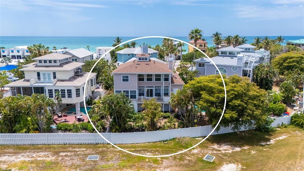 For Sale: $1,899,000 (4 beds, 2 baths, 3009 Square Feet)