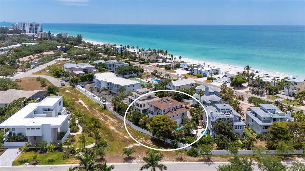 For Sale: $1,899,000 (4 beds, 2 baths, 3009 Square Feet)