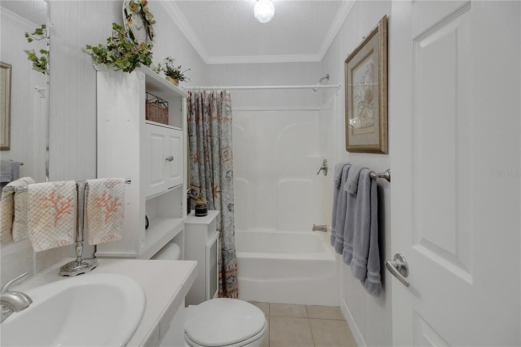 En Venta: $177,500 (3 camas, 2 baños, 1222 Pies cuadrados)