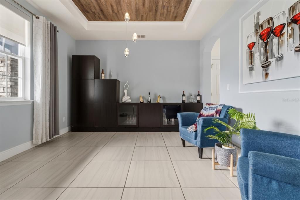 На продажу: $945,000 (6 спален, 5 ванн, 4809 Квадратных фут)