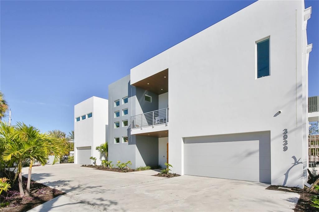 For Rent: $22,000 (3 beds, 3 baths, 3788 Square Feet)