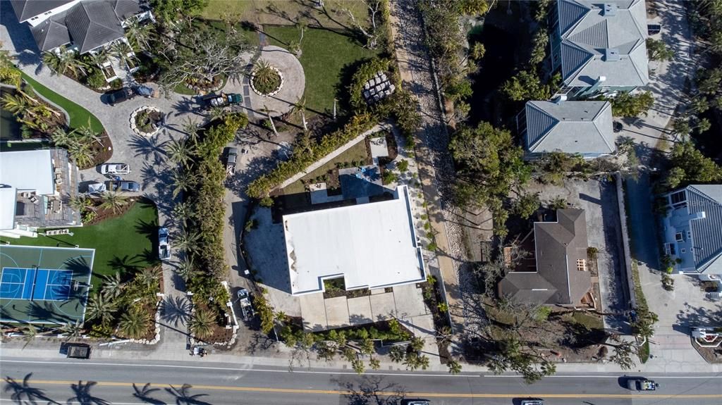 For Rent: $22,000 (3 beds, 3 baths, 3788 Square Feet)