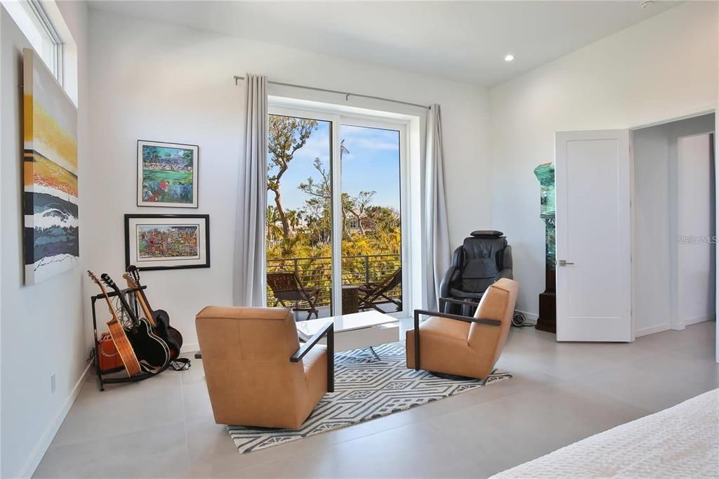 For Rent: $22,000 (3 beds, 3 baths, 3788 Square Feet)
