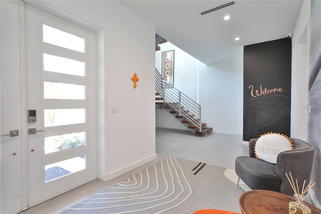 For Rent: $22,000 (3 beds, 3 baths, 3788 Square Feet)
