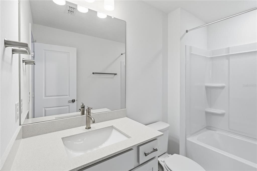 For Sale: $600,000 (4 beds, 3 baths, 3084 Square Feet)