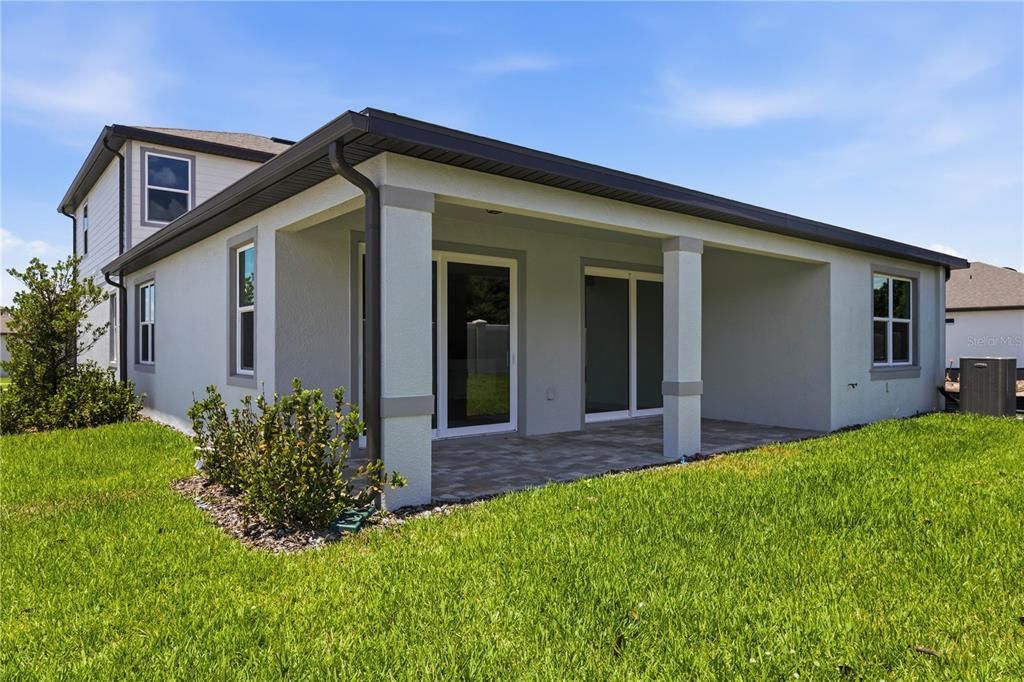 For Sale: $600,000 (4 beds, 3 baths, 3084 Square Feet)