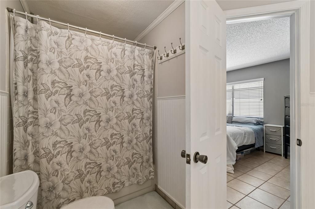 На продажу: $460,000 (4 спален, 2 ванн, 1895 Квадратных фут)