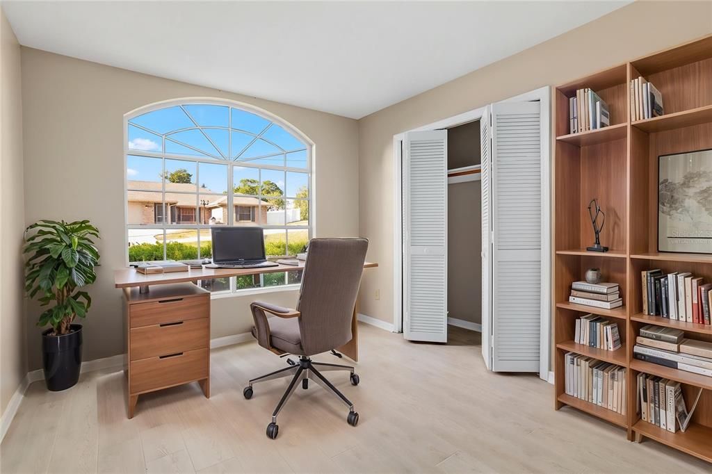 Active With Contract: $330,000 (4 beds, 2 baths, 1750 Square Feet)