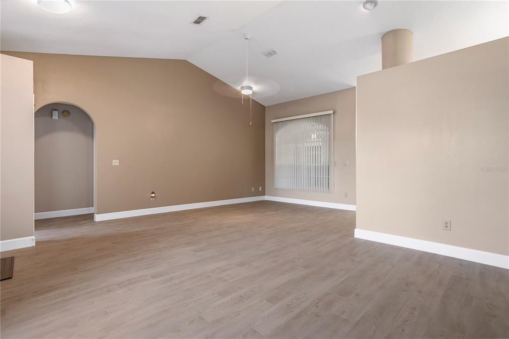 Active With Contract: $330,000 (4 beds, 2 baths, 1750 Square Feet)