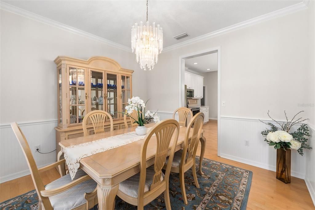 En Venta: $486,750 (5 camas, 3 baños, 2624 Pies cuadrados)