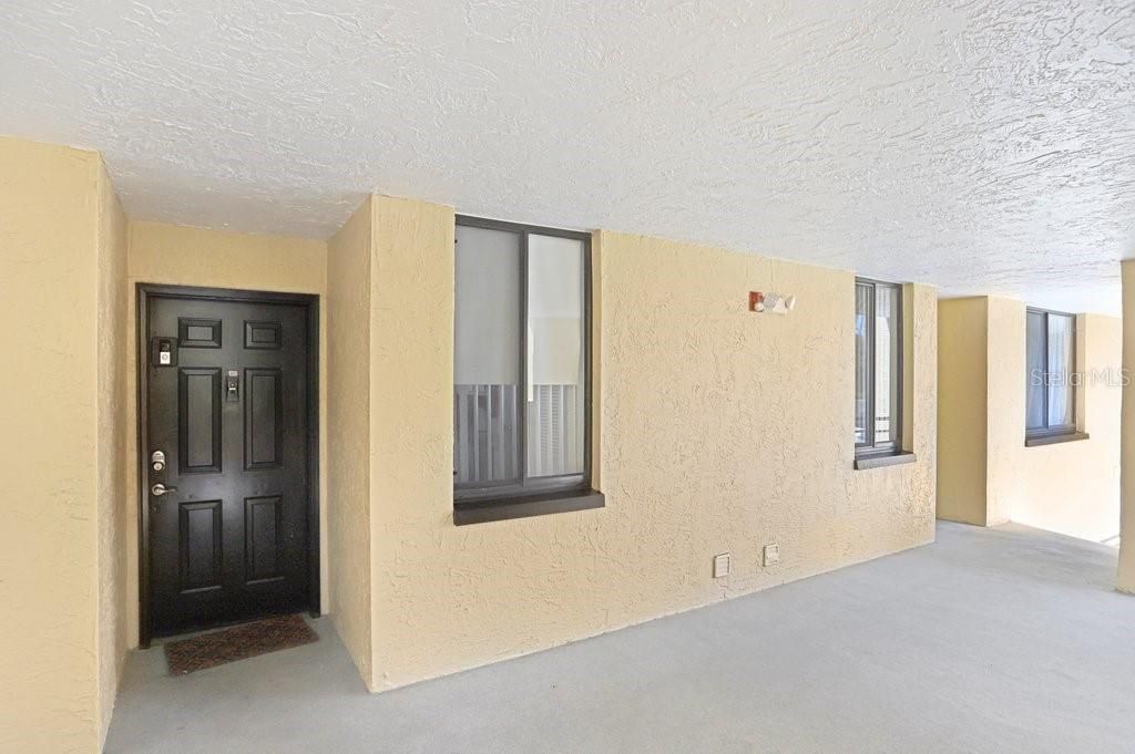 En Venta: $244,900 (2 camas, 2 baños, 1019 Pies cuadrados)