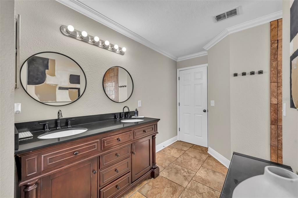 Active With Contract: $449,000 (4 beds, 2 baths, 2119 Square Feet)