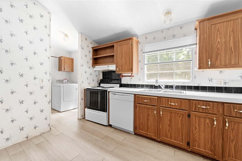 Activo con contrato: $160,000 (3 camas, 2 baños, 1152 Pies cuadrados)