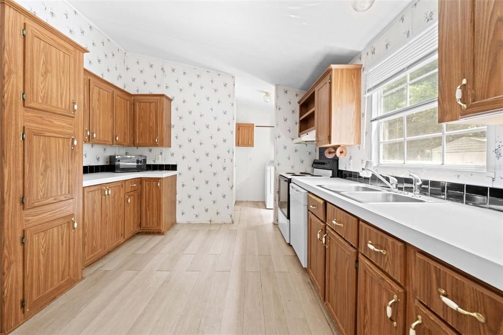 Activo con contrato: $160,000 (3 camas, 2 baños, 1152 Pies cuadrados)