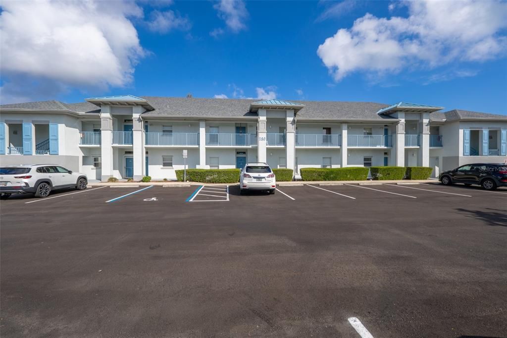 For Sale: $325,000 (3 beds, 2 baths, 1562 Square Feet)