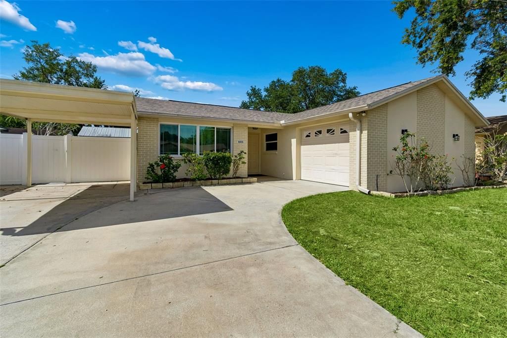 Recently Sold: $435,000 (3 beds, 2 baths, 1238 Square Feet)
