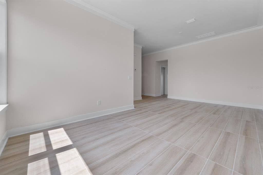 Active With Contract: $4,300 (4 beds, 2 baths, 2447 Square Feet)