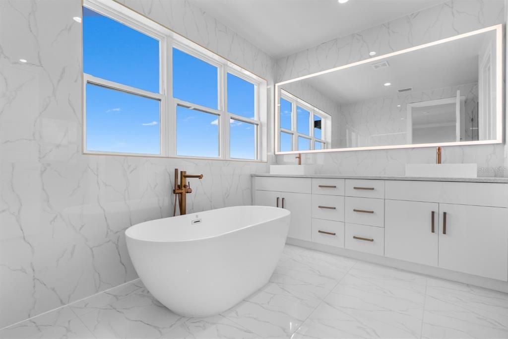 Active With Contract: $4,300 (4 beds, 2 baths, 2447 Square Feet)