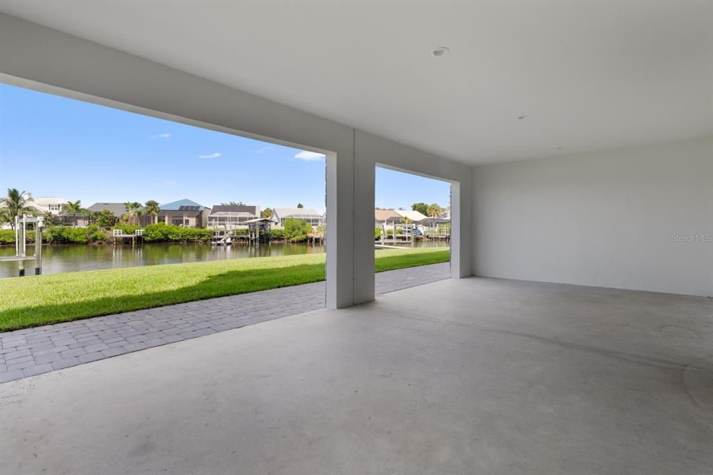 Active With Contract: $4,300 (4 beds, 2 baths, 2447 Square Feet)