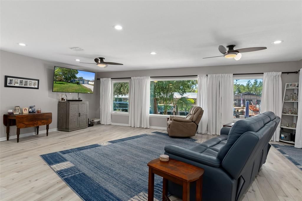 For Sale: $749,000 (3 beds, 3 baths, 2506 Square Feet)