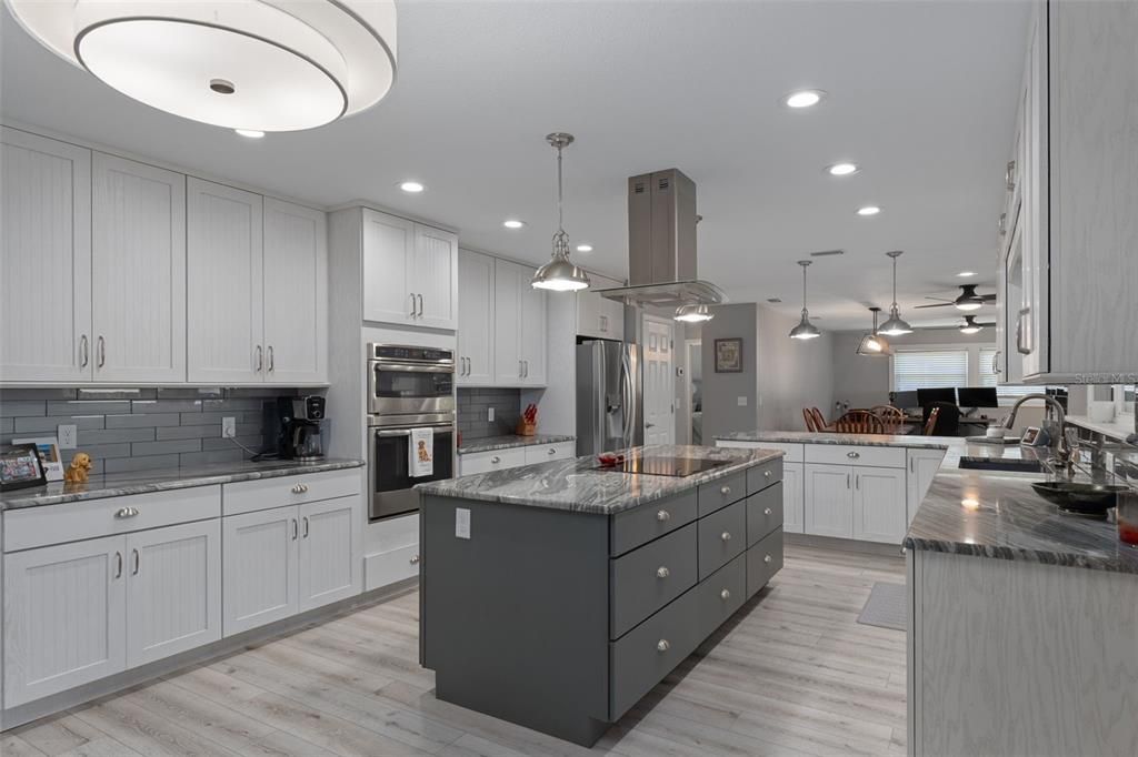 For Sale: $749,000 (3 beds, 3 baths, 2506 Square Feet)