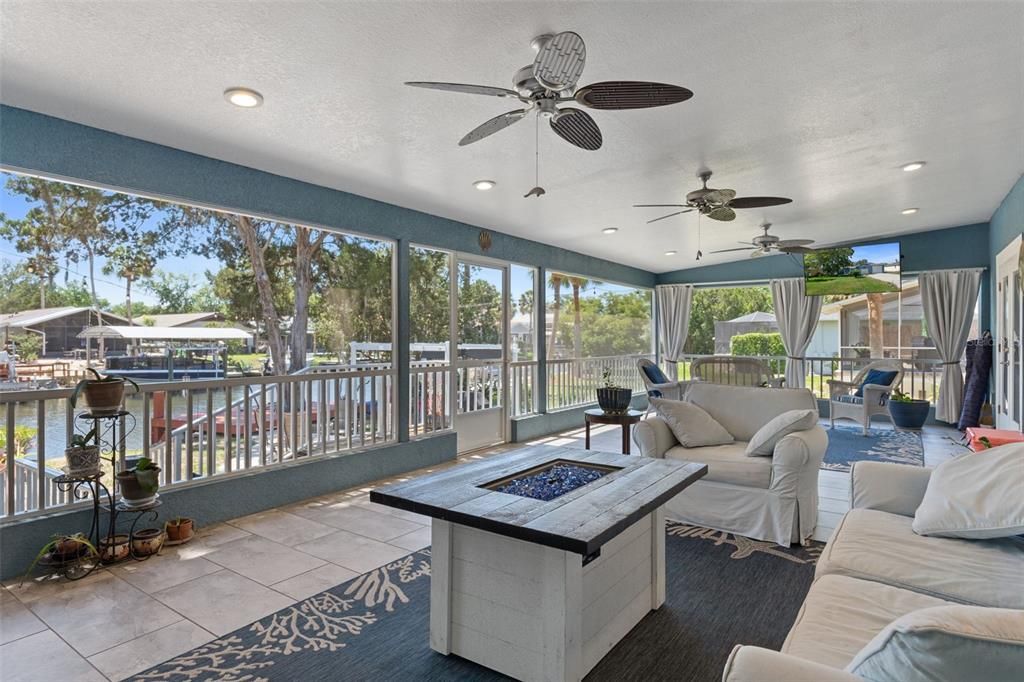 For Sale: $749,000 (3 beds, 3 baths, 2506 Square Feet)
