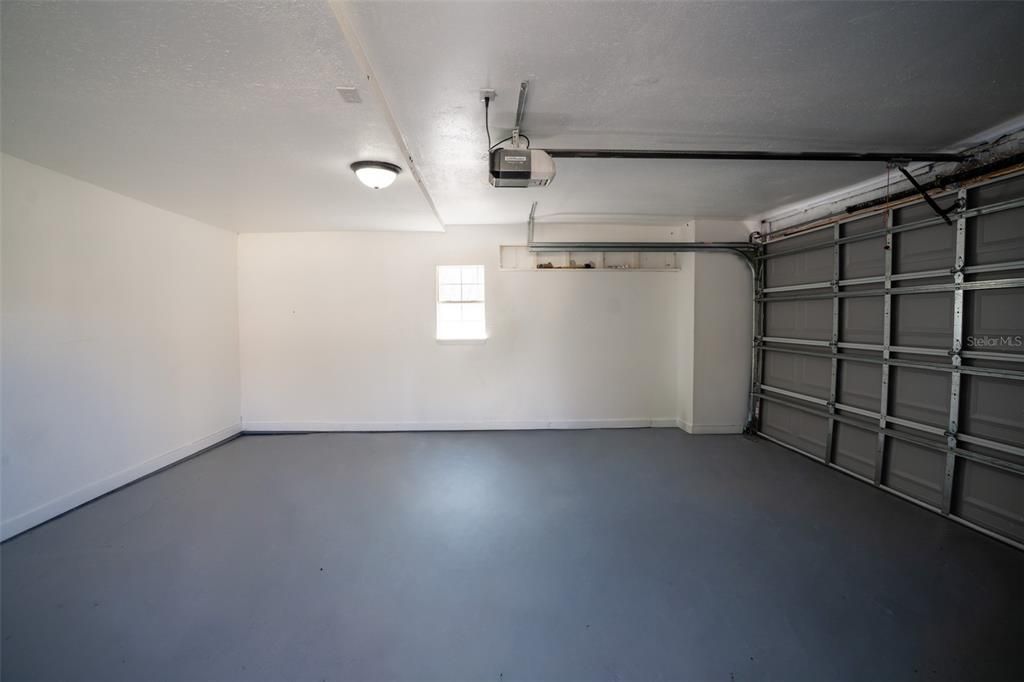 For Sale: $690,000 (4 beds, 3 baths, 2520 Square Feet)