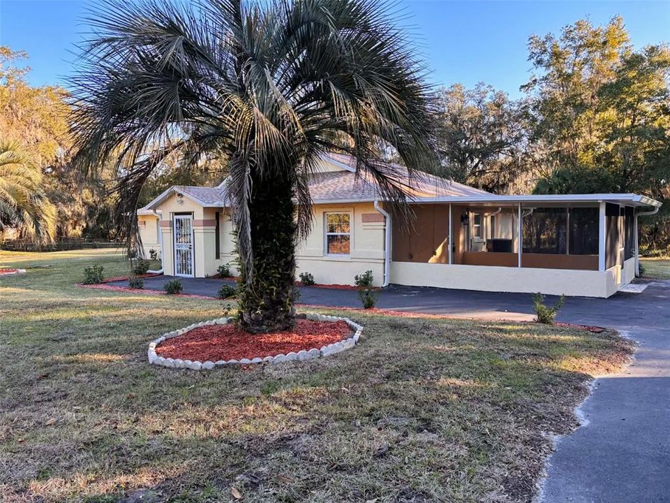 For Sale: $690,000 (4 beds, 3 baths, 2520 Square Feet)