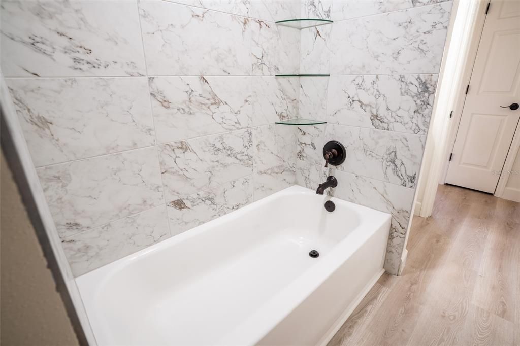 For Sale: $690,000 (4 beds, 3 baths, 2520 Square Feet)