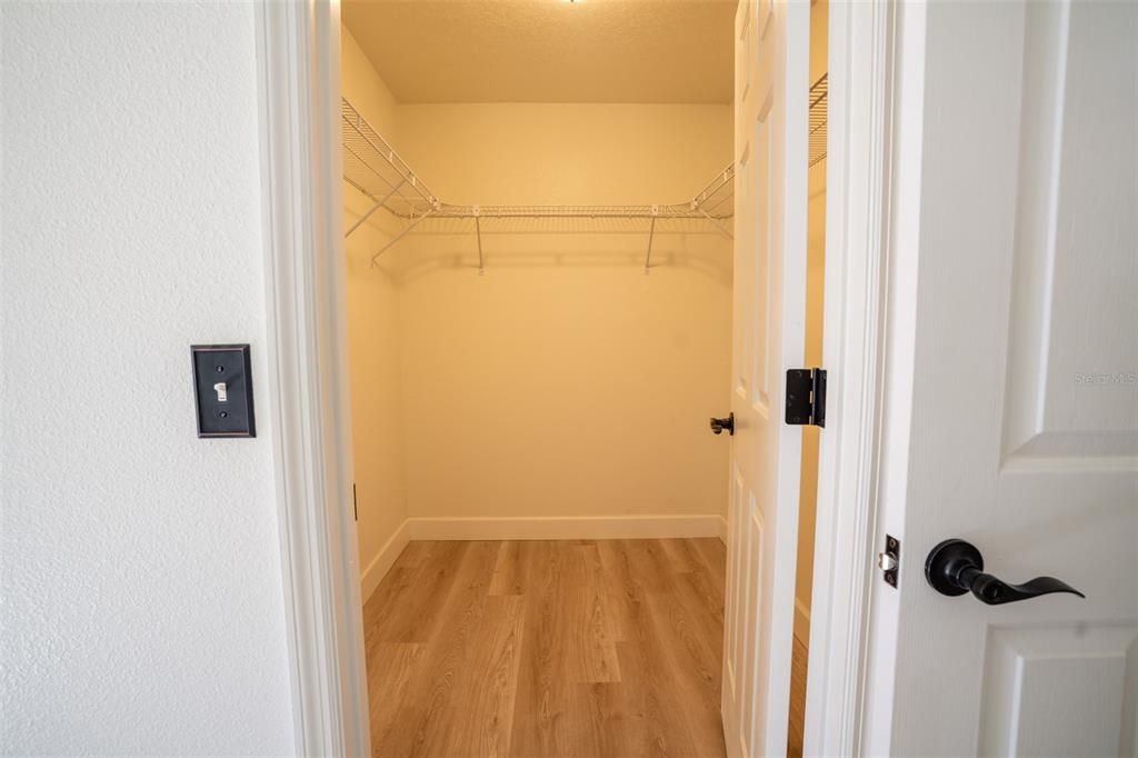 For Sale: $690,000 (4 beds, 3 baths, 2520 Square Feet)