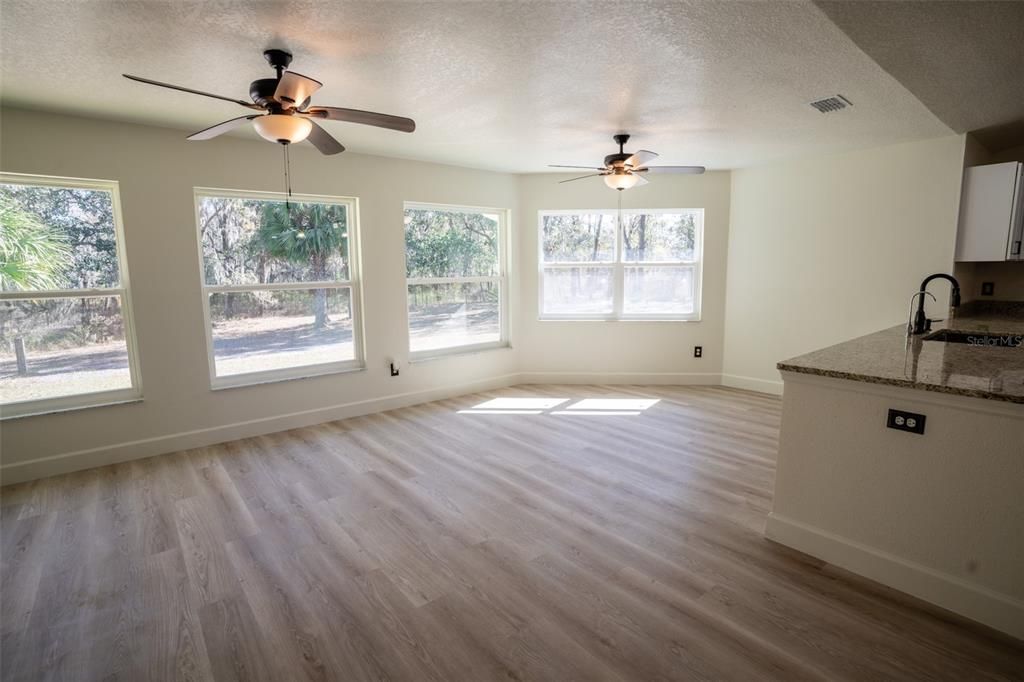 For Sale: $690,000 (4 beds, 3 baths, 2520 Square Feet)