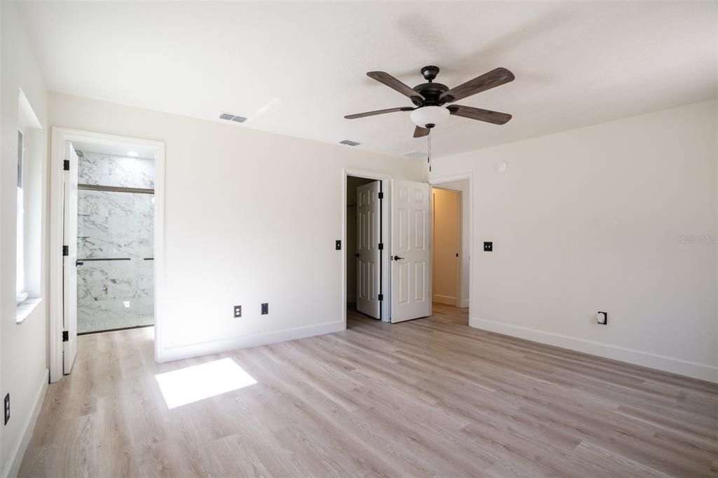 For Sale: $690,000 (4 beds, 3 baths, 2520 Square Feet)