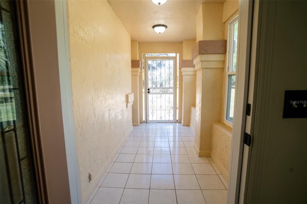 For Sale: $690,000 (4 beds, 3 baths, 2520 Square Feet)