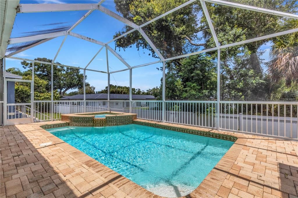 For Sale: $1,195,000 (4 beds, 3 baths, 4139 Square Feet)