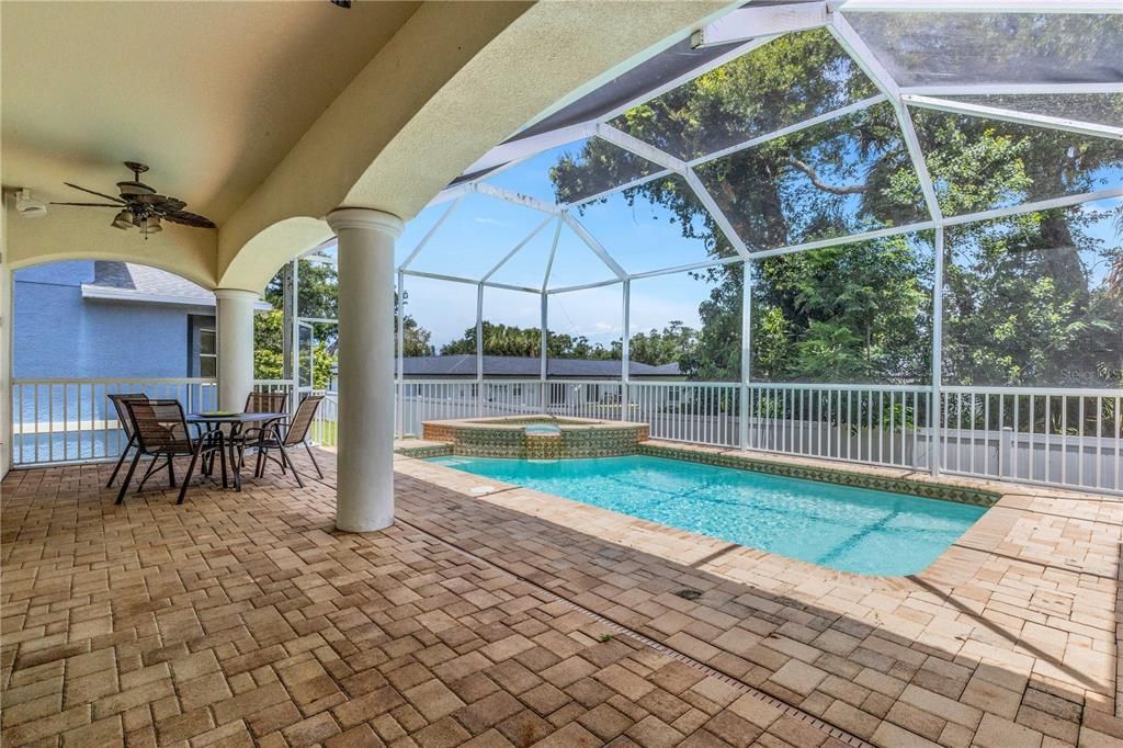For Sale: $1,195,000 (4 beds, 3 baths, 4139 Square Feet)