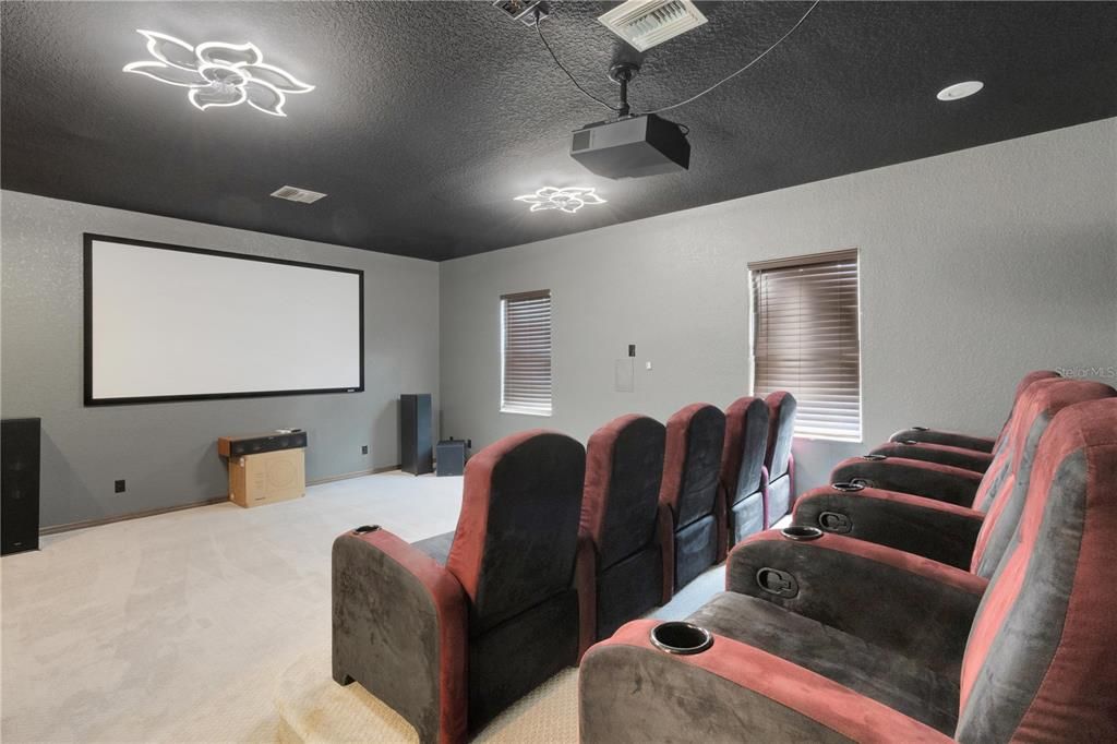 For Sale: $1,195,000 (4 beds, 3 baths, 4139 Square Feet)
