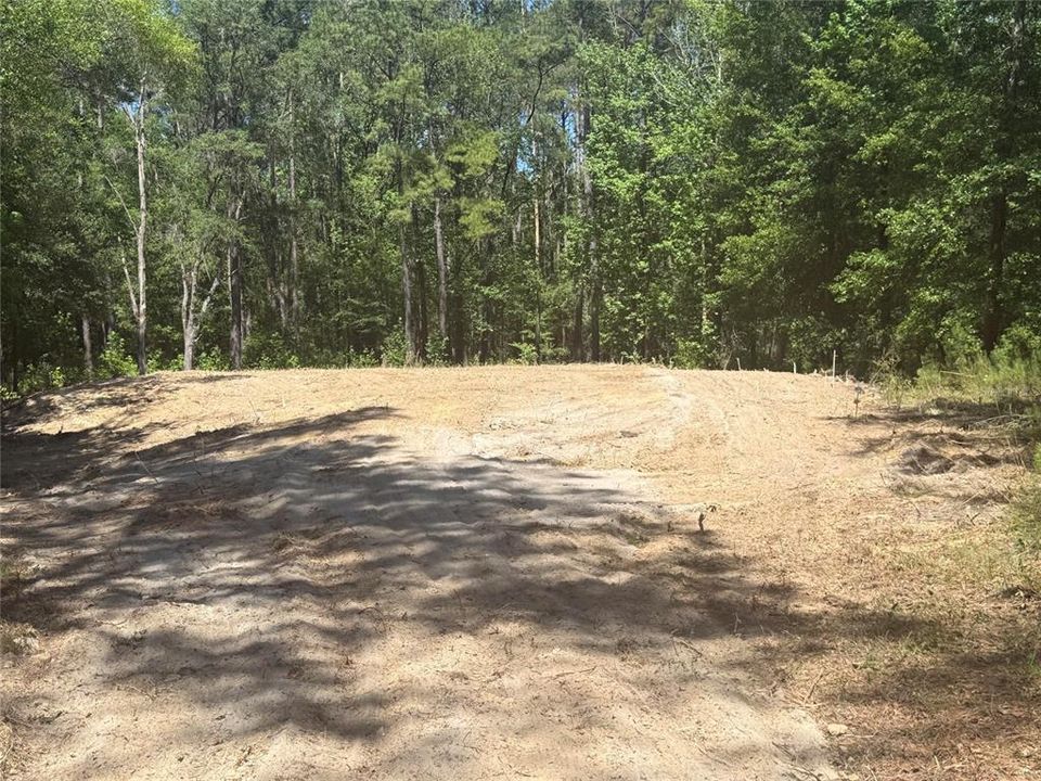 На продажу: $285,000 (6.02 acres)
