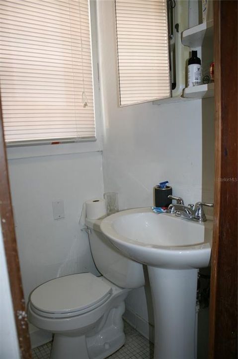For Sale: $539,950 (5 beds, 3 baths, 2000 Square Feet)