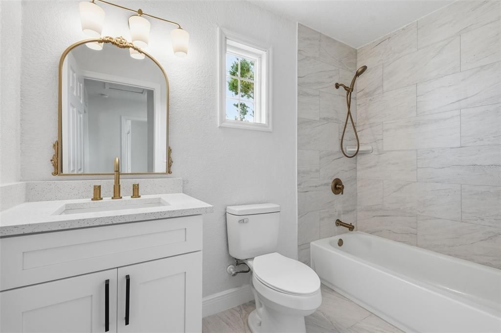 For Sale: $314,000 (4 beds, 3 baths, 1916 Square Feet)