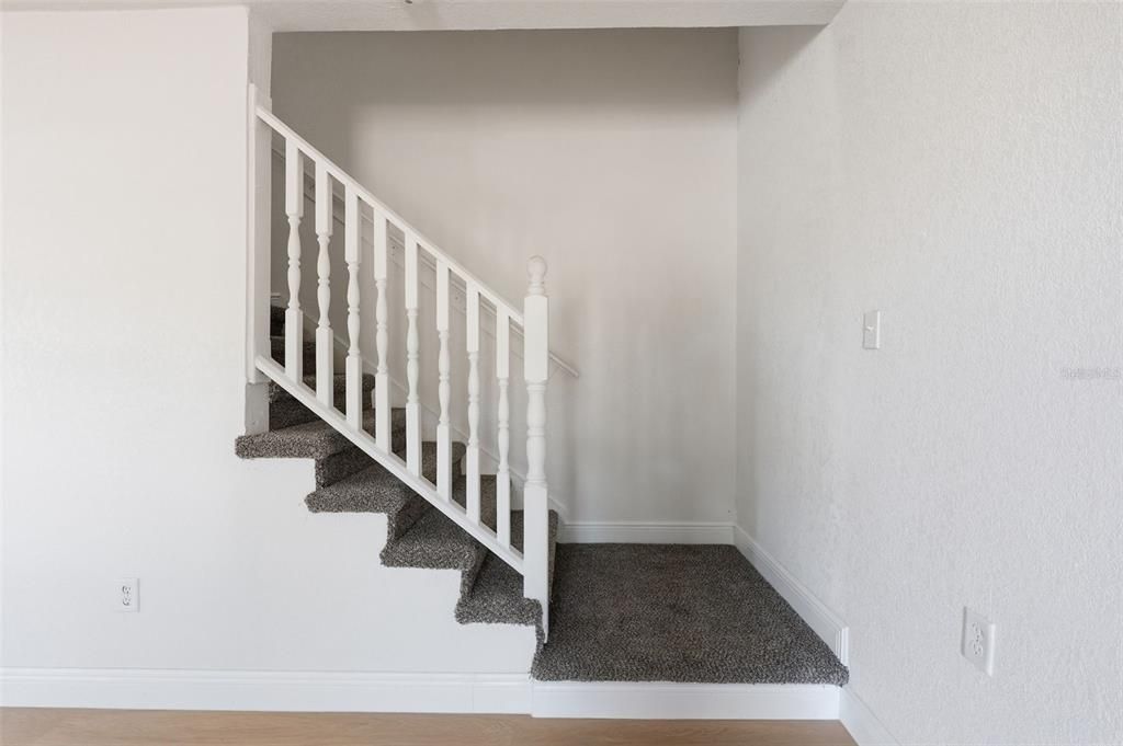 For Sale: $314,000 (4 beds, 3 baths, 1916 Square Feet)