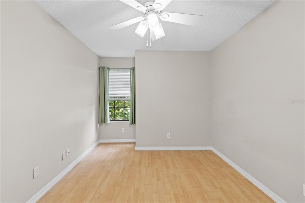 For Sale: $294,900 (3 beds, 2 baths, 1344 Square Feet)
